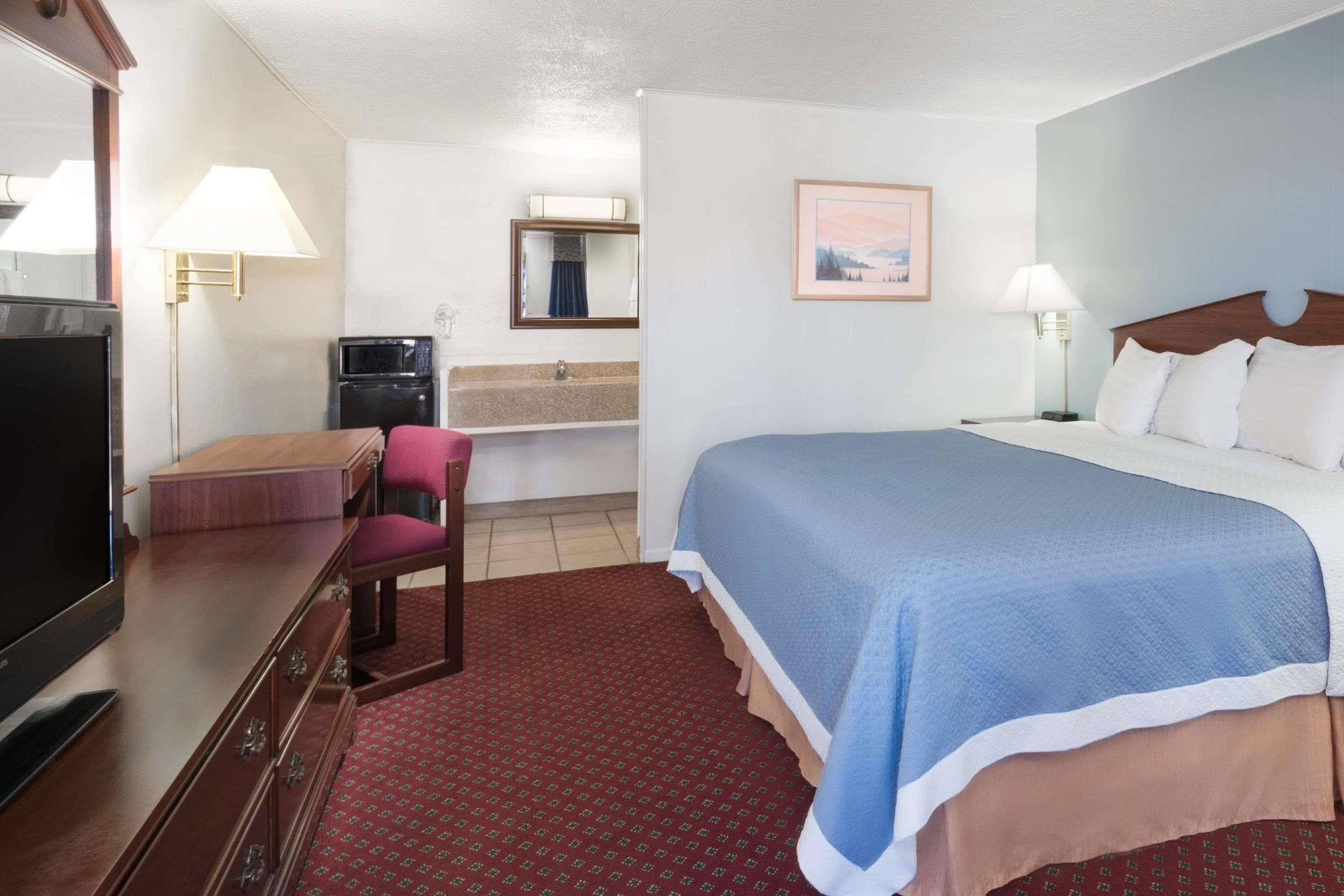 Travelodge By Wyndham Las Vegas Nm Dış mekan fotoğraf